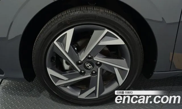 Hyundai Avante CN7 — Фото автомобиля 5