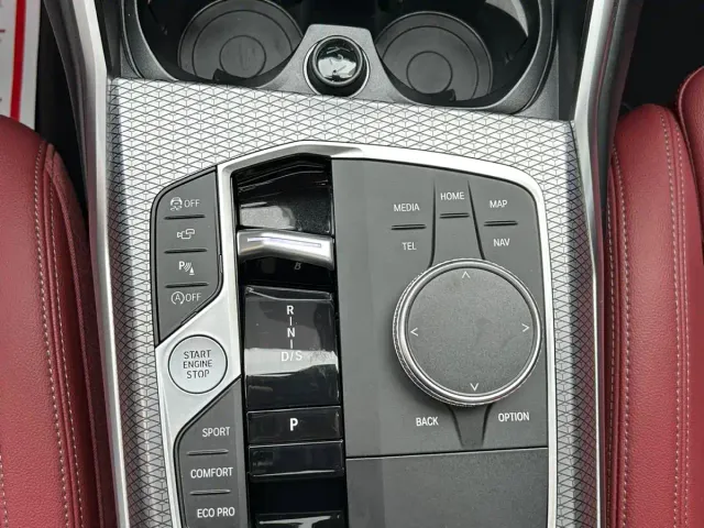 BMW 3 Series — Фото автомобиля 23