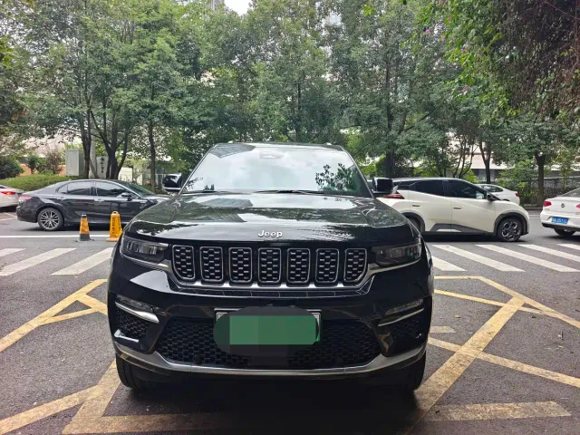 Jeep Grand Cherokee 4xe — Фото автомобиля 5