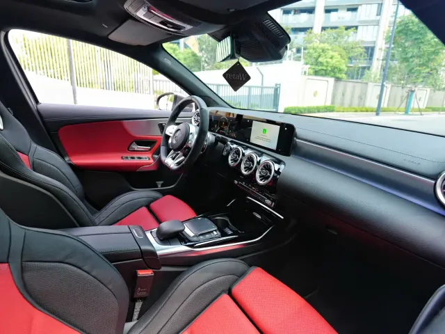 Mercedes-Benz A-Class AMG — Фото автомобиля 9