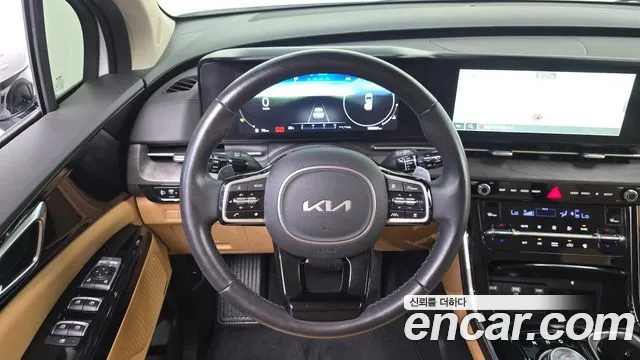 Kia Carnival Generation 4 — Фото автомобиля 22