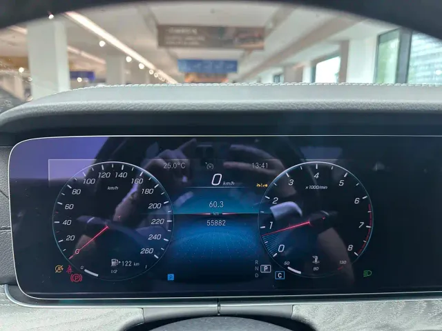 Mercedes-Benz CLS-Class — Фото автомобиля 3