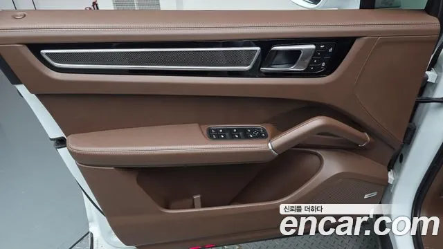 Porsche Cayenne PO536 — Фото автомобиля 12