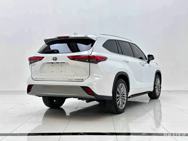 Toyota Highlander 2022 Model Dual Engine 2.5L 4WD Premium Edition 7-Seater — Фото автомобиля 4