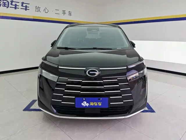 GAC Trumpchi E8 — Фото автомобиля 2