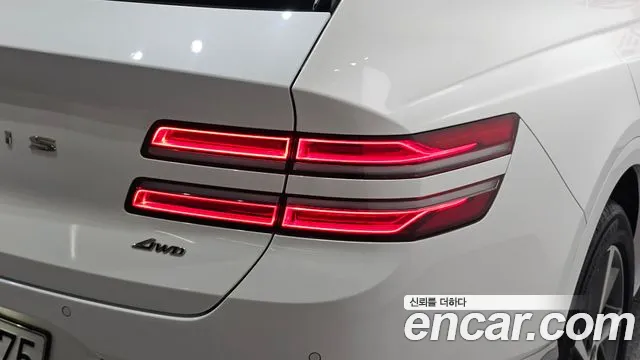 Genesis GV80 — Фото автомобиля 8