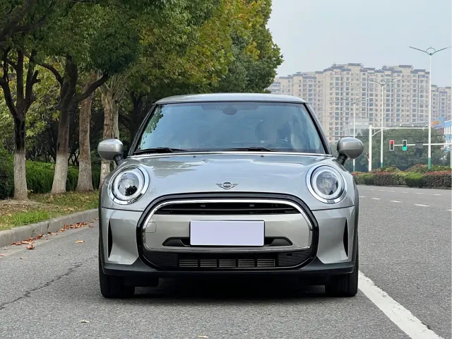 MINI Hatch — Фото автомобиля 2