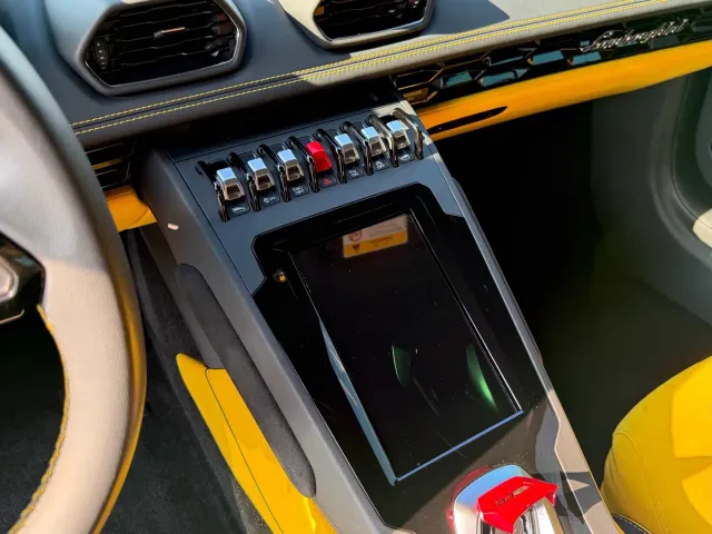 Lamborghini Huracan — Фото автомобиля 11