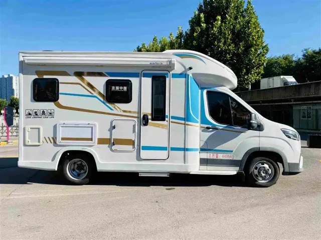 Maxus SAIC Maxus MAXUS V90 RV — Фото автомобиля 3