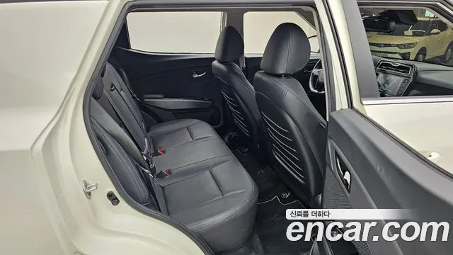 KG_Mobility_Ssangyong TIBOLI Very New Tivoli Бензин 1.5 2WD — Фото автомобиля 12