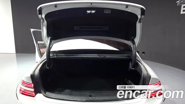 Genesis G80 RG3 — Фото автомобиля 24