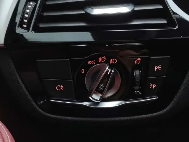 BMW 5 Series — Фото автомобиля 17