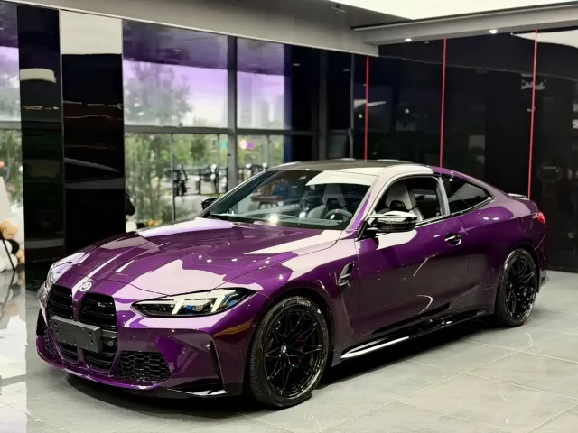 Фотография автомобиля — BMW M4