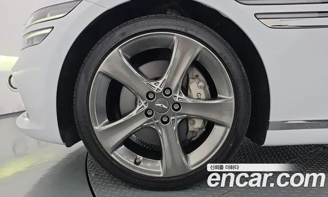 Genesis G80 RG3 — Фото автомобиля 5