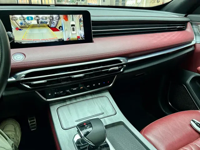 Jetour X70 Plus — Фото автомобиля 12