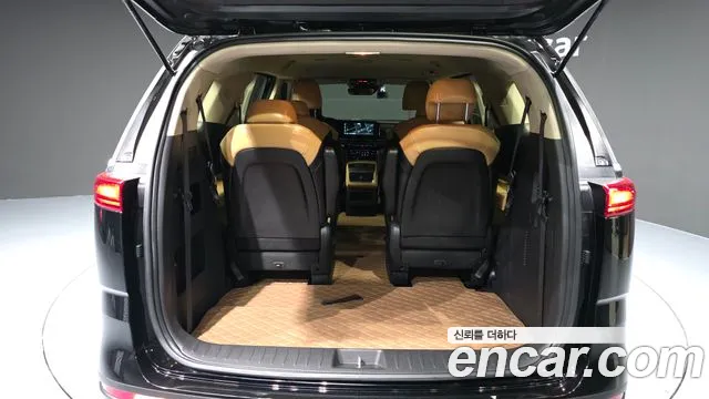 Kia Canival Carnival 4 поколение Дизель 9 мест Prestige — Фото автомобиля 15