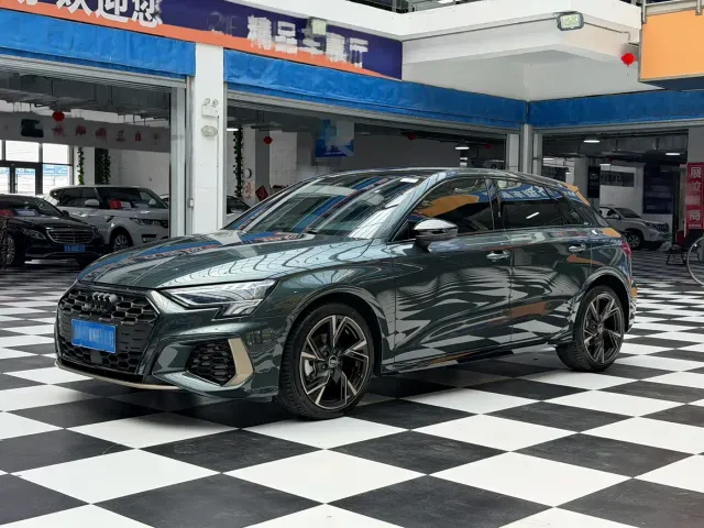 Фотография автомобиля — Audi A3
