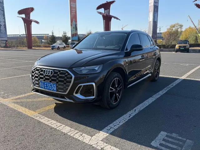 Фотография автомобиля — Audi Q5L