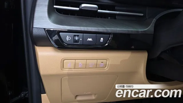 Kia Carnival Generation 4 — Фото автомобиля 17