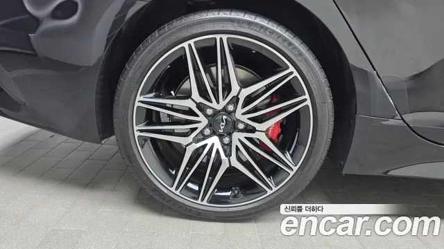 Kia Stinger Stinger Meister 2.5 AWD Masters — Фото автомобиля 2