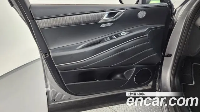 Genesis GV80 — Фото автомобиля 6