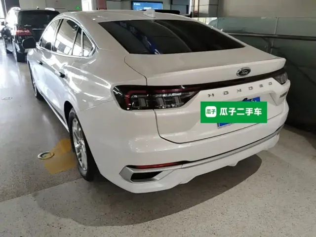 Ford Mondeo — Фото автомобиля 4