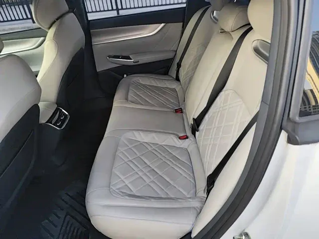 Changan Qiyuan A07 — Фото автомобиля 16