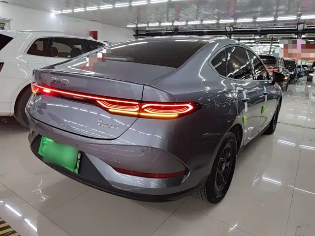 BYD Qin PLUS — Фото автомобиля 6