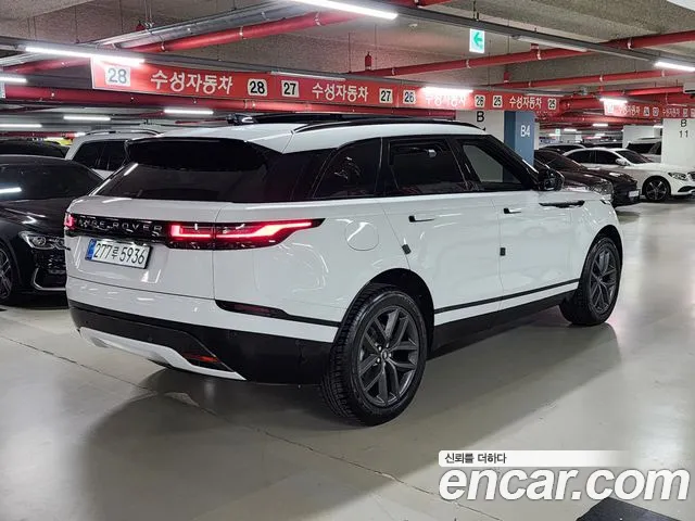 Land Rover Range Rover Velar — Фото автомобиля 12