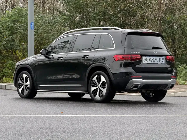 Mercedes-Benz GLB-Class — Фото автомобиля 3
