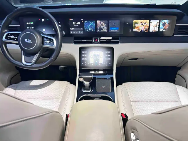 Li Auto ONE — Фото автомобиля 13