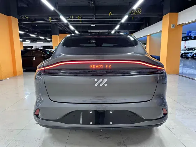 IM Motors LS6 — Фото автомобиля 7