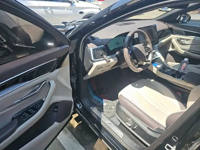BYD Song PLUS — Фото автомобиля 15