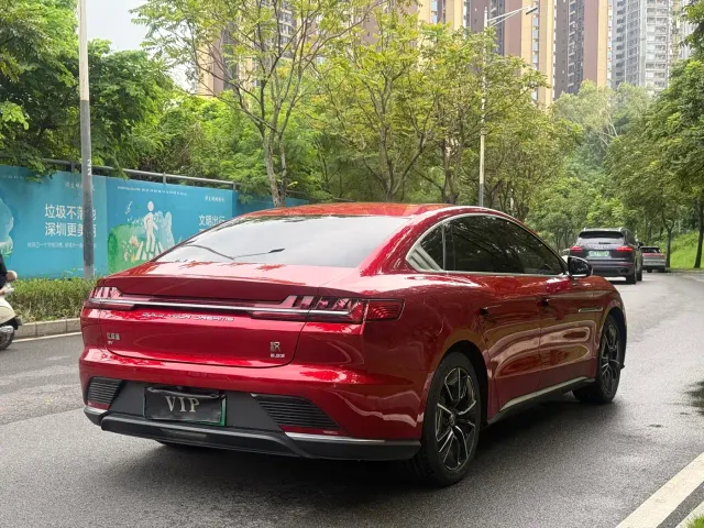 BYD Han — Фото автомобиля 10