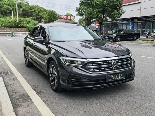 Volkswagen Sagitar — Фото автомобиля 3