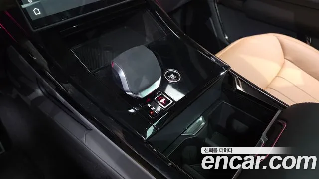 Land Rover Range Rover Sport — Фото автомобиля 6