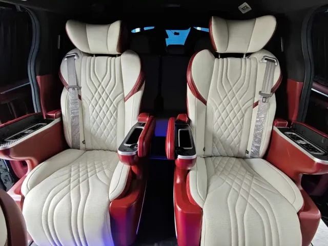 Toyota Sienna — Фото автомобиля 8