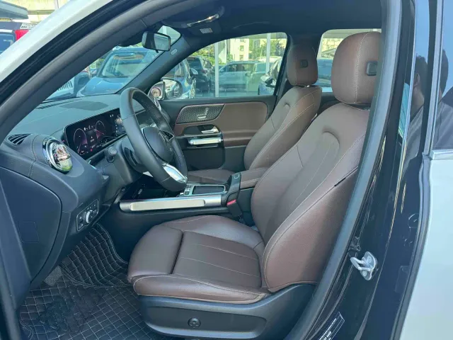 Mercedes-Benz GLB-Class — Фото автомобиля 2