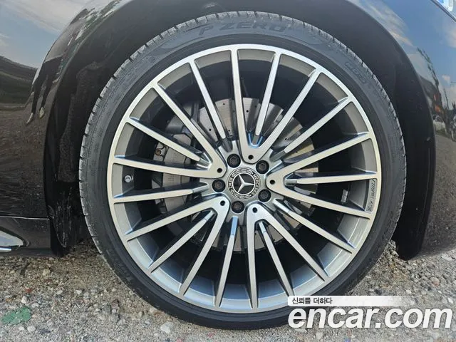 Mercedes-Benz S-Class — Фото автомобиля 19