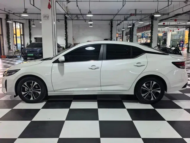 Nissan Sylphy — Фото автомобиля 5