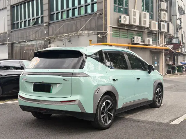 GAC Aion Y — Фото автомобиля 4