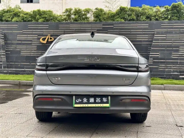 BYD Seal 05 DM-i — Фото автомобиля 8