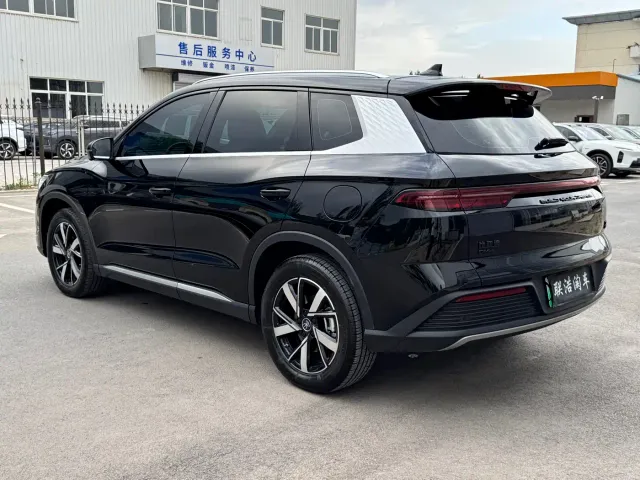 BYD Song Pro — Фото автомобиля 7