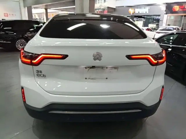 Nio EC6 — Фото автомобиля 5
