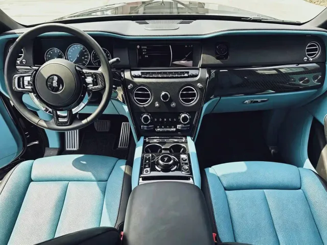 Rolls-Royce Cullinan — Фото автомобиля 7