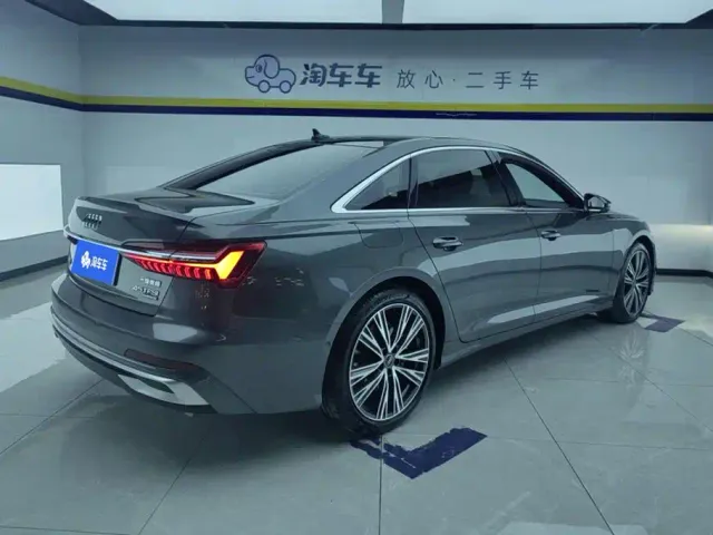 Audi A6L — Фото автомобиля 3