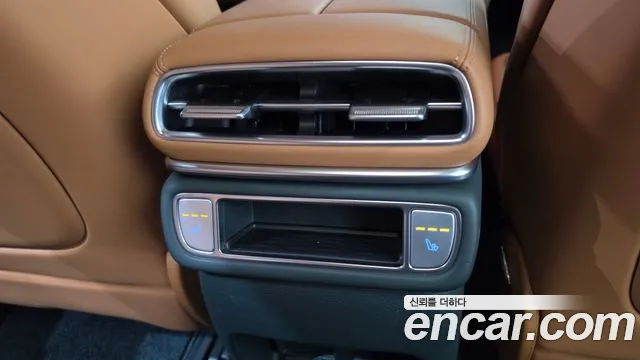 Genesis GV80 — Фото автомобиля 25
