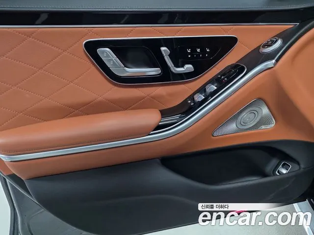 Mercedes-Benz S-Class — Фото автомобиля 15