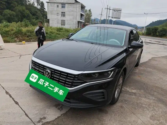 Фотография автомобиля — Volkswagen Passat