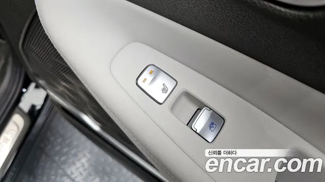 Hyundai Santafe — Фото автомобиля 18